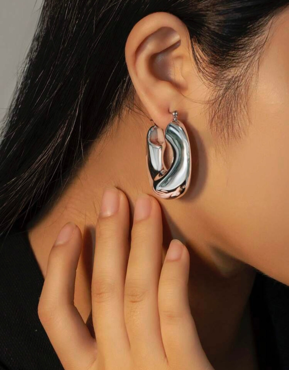 The Bold Curve Hoops