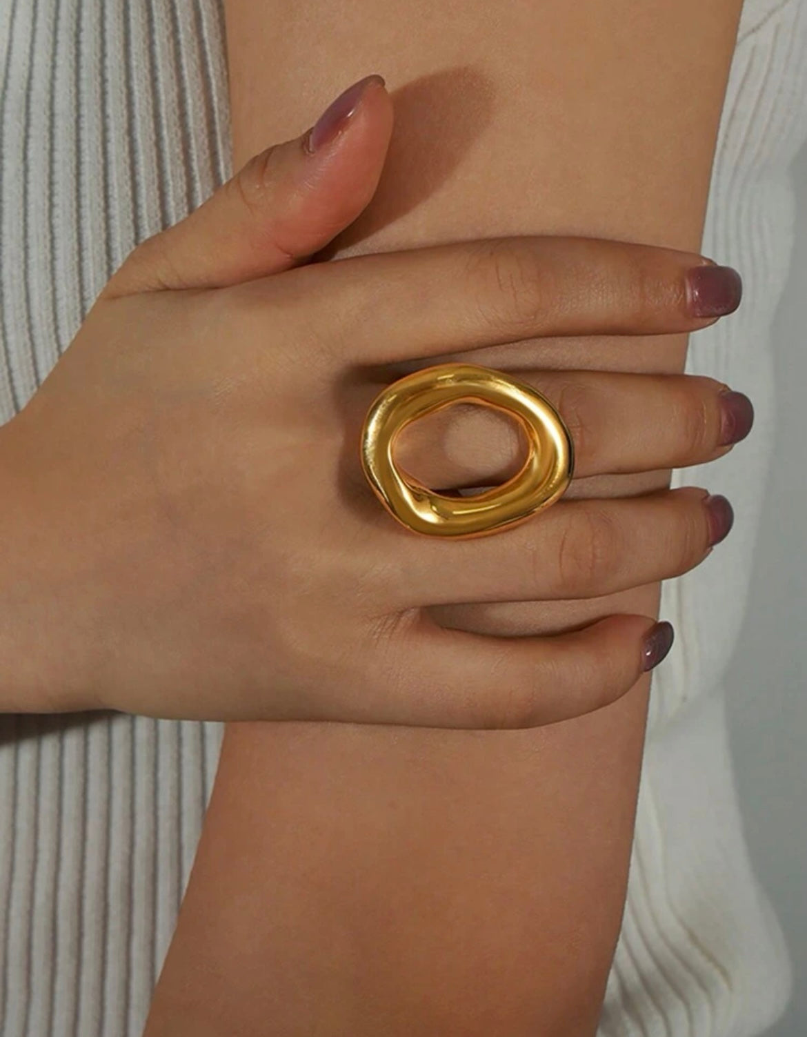 Leia ring